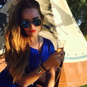 Meet your Posher, Molly